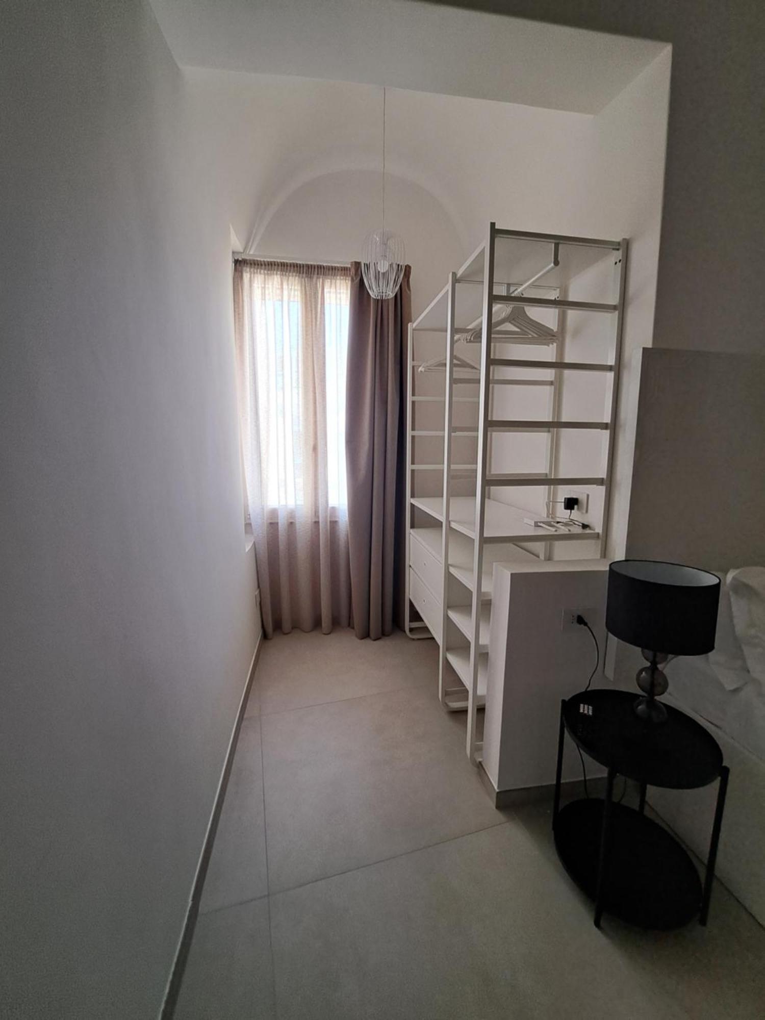 Appartement Palazzo Boccapianola à Bari Extérieur photo
